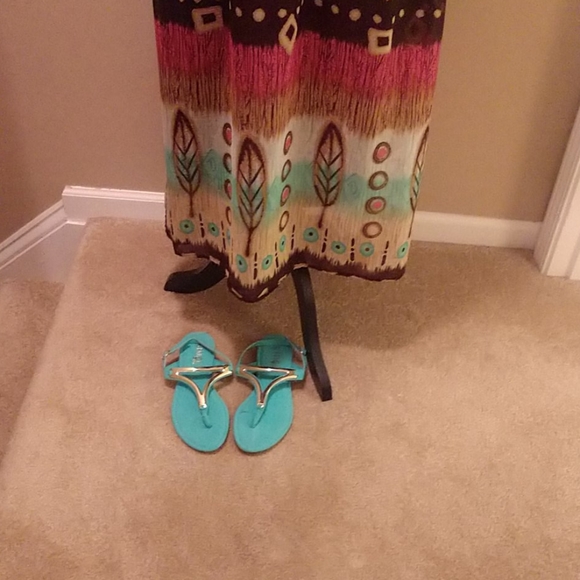 Sundress - Picture 2 of 4